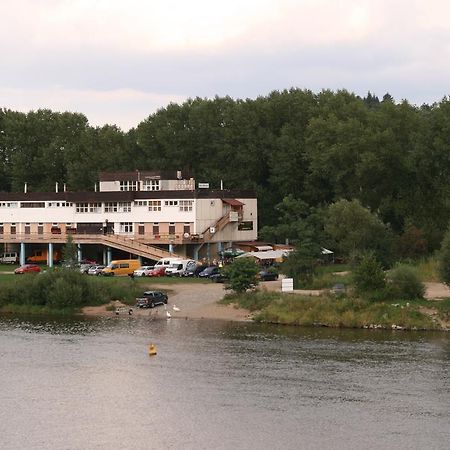 Hostel Boathouse Praga Zewnętrze zdjęcie